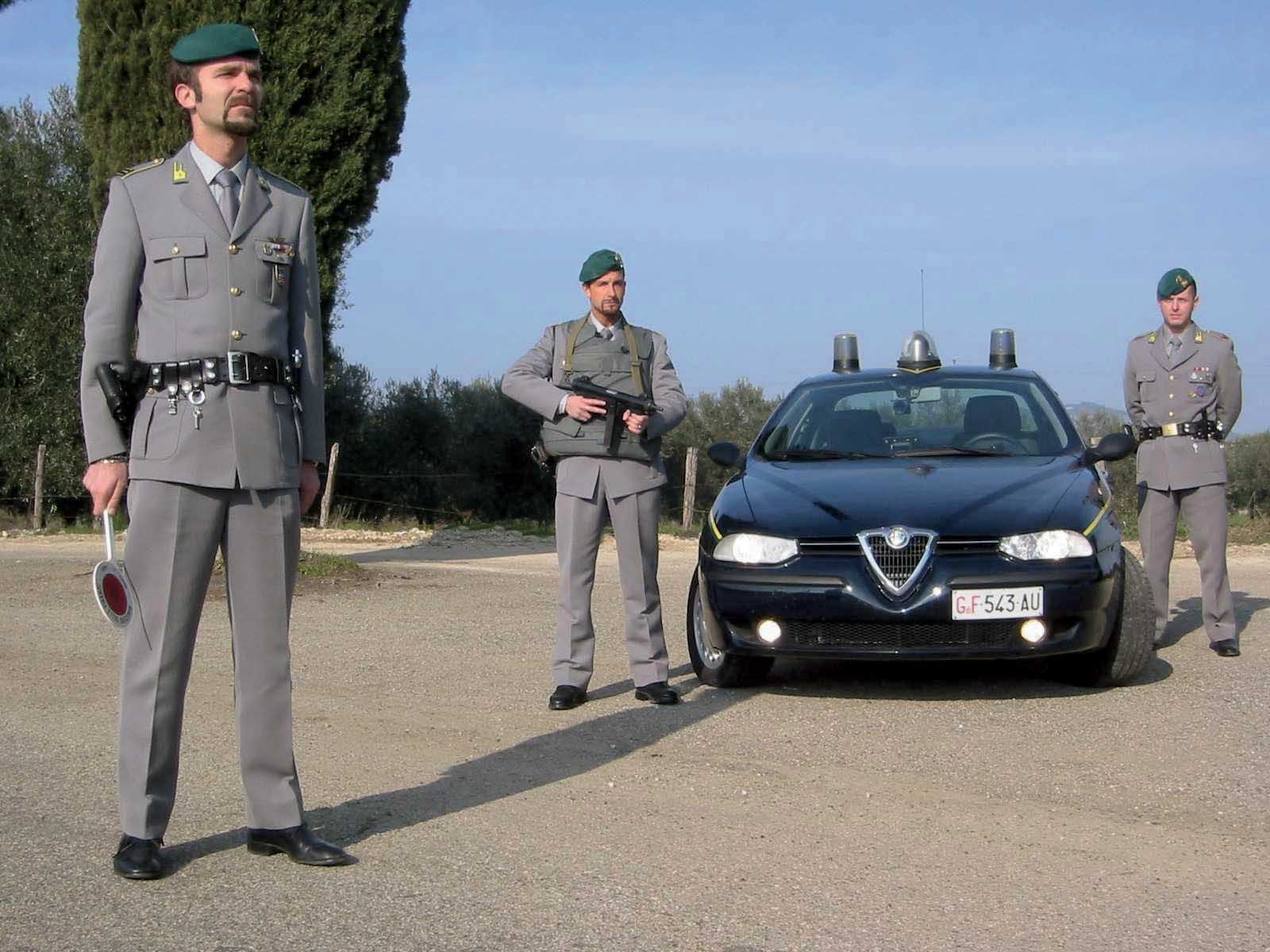 gdf guardia di finanza pattuglia 1