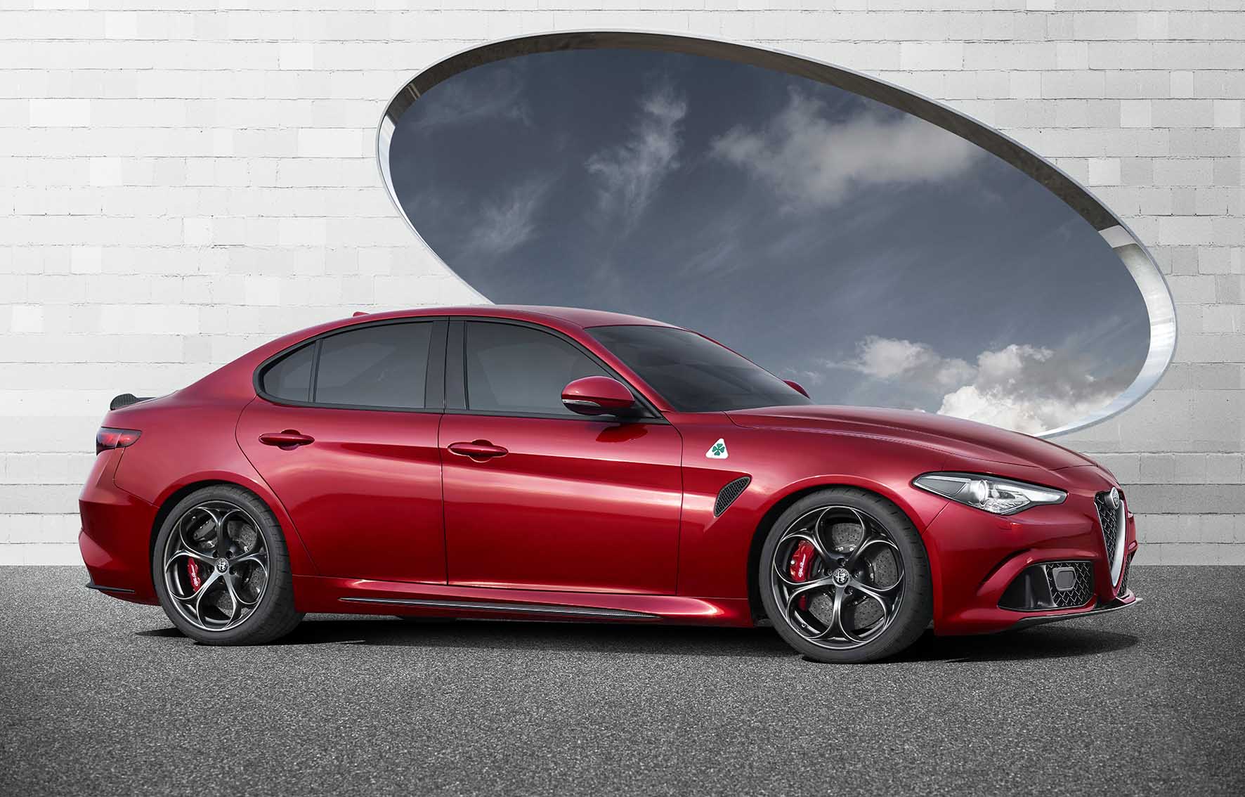 Alfa Romeo Giulia Quadrifoglio Verde lat