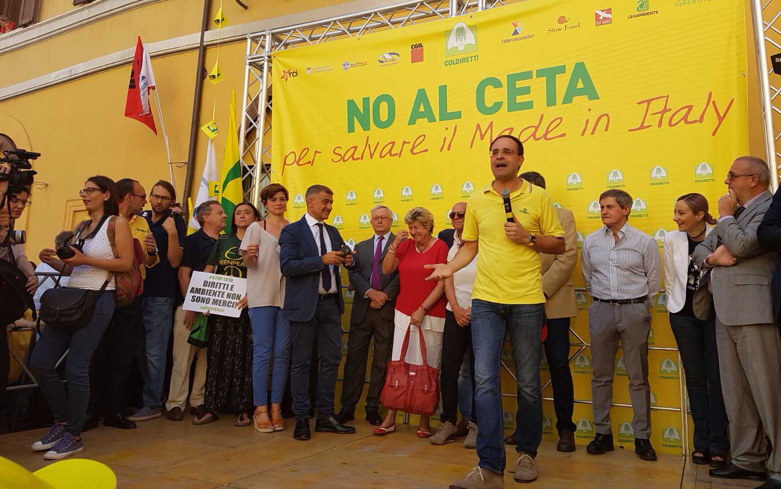 coldiretti campagna no ceta Roma roberto moncalvo palco