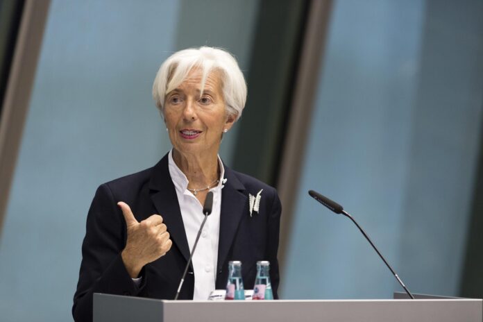 bce taglia rischio recessione Tassi Bce Lagarde